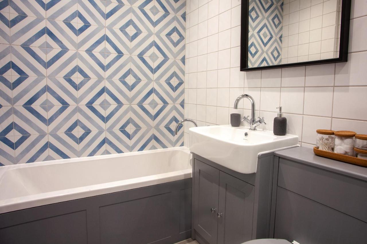 Oxford Street Grand Apartment- Free Evening Parking Southampton Luaran gambar